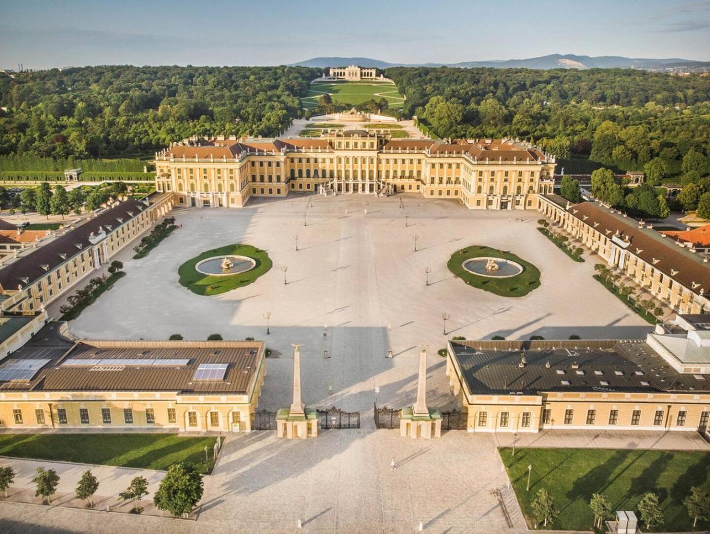 Royal Deluxe-Free Garage,Near Schoenbrunn Palace ウィーン エクステリア 写真